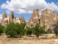 Türkei - Panorama Felsformationen am Beginn des Schwertertals / Kappadokien